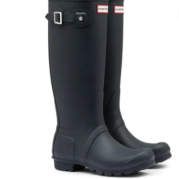 Hunter Women’s Navy blue Rain Boots - Picture 2 of 5